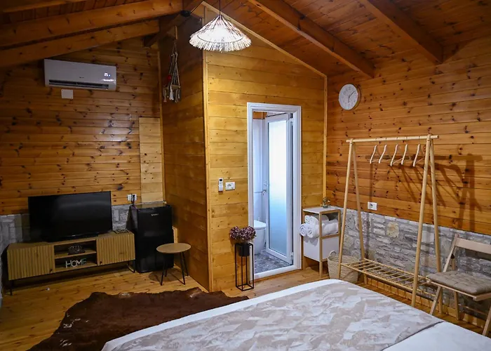 Airport Comfort Nest 民宿 *